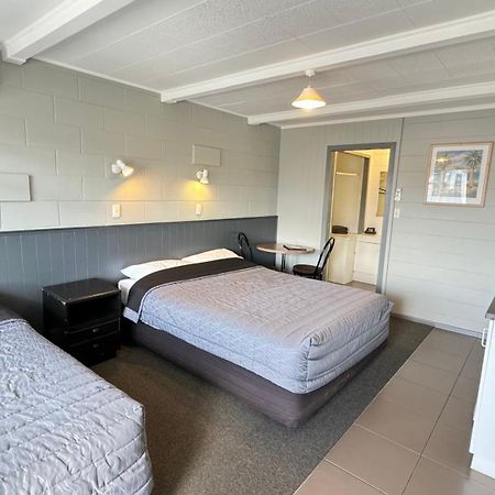 Central Court Motel Whangarei Buitenkant foto