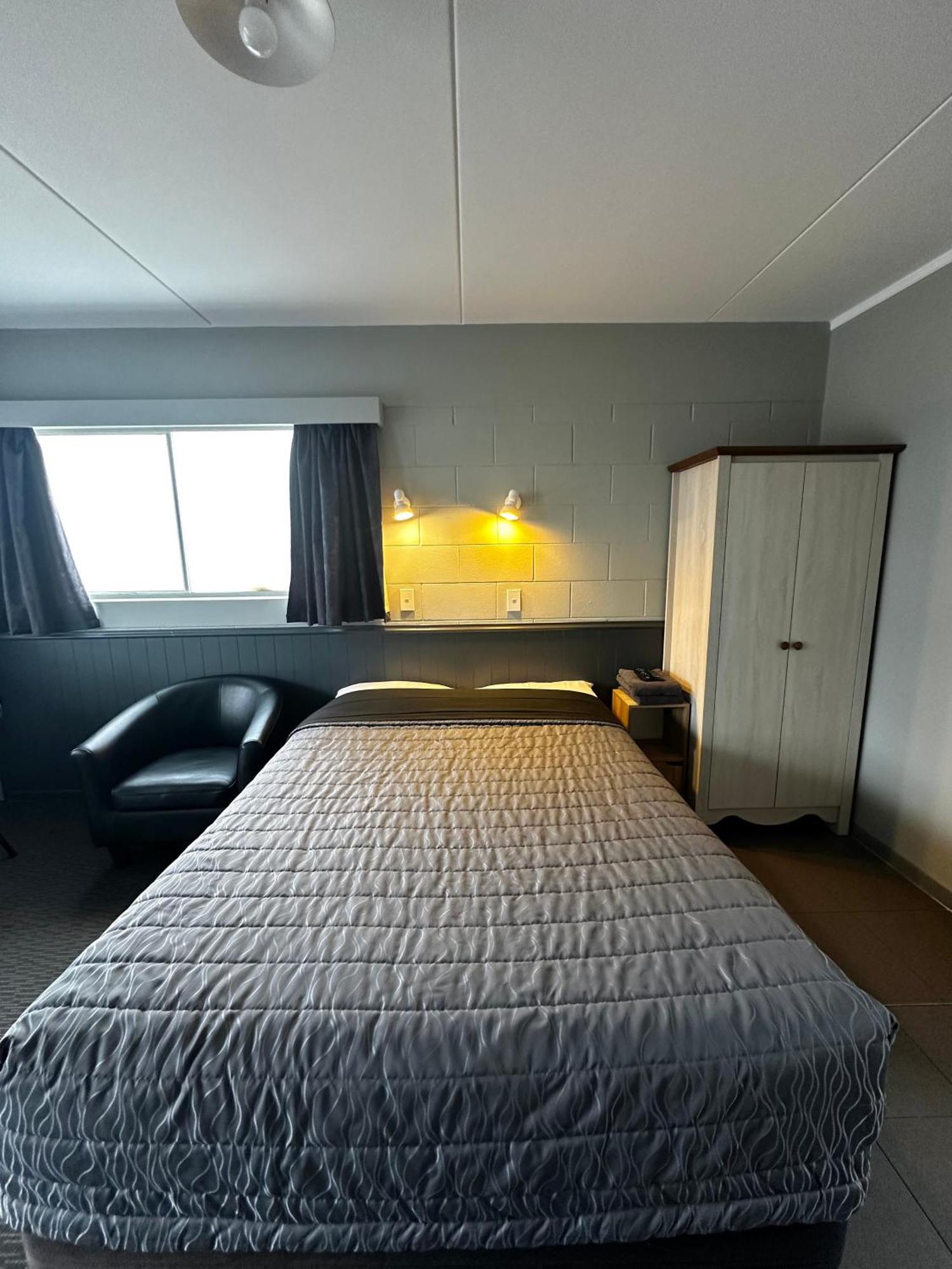 Central Court Motel Whangarei Buitenkant foto